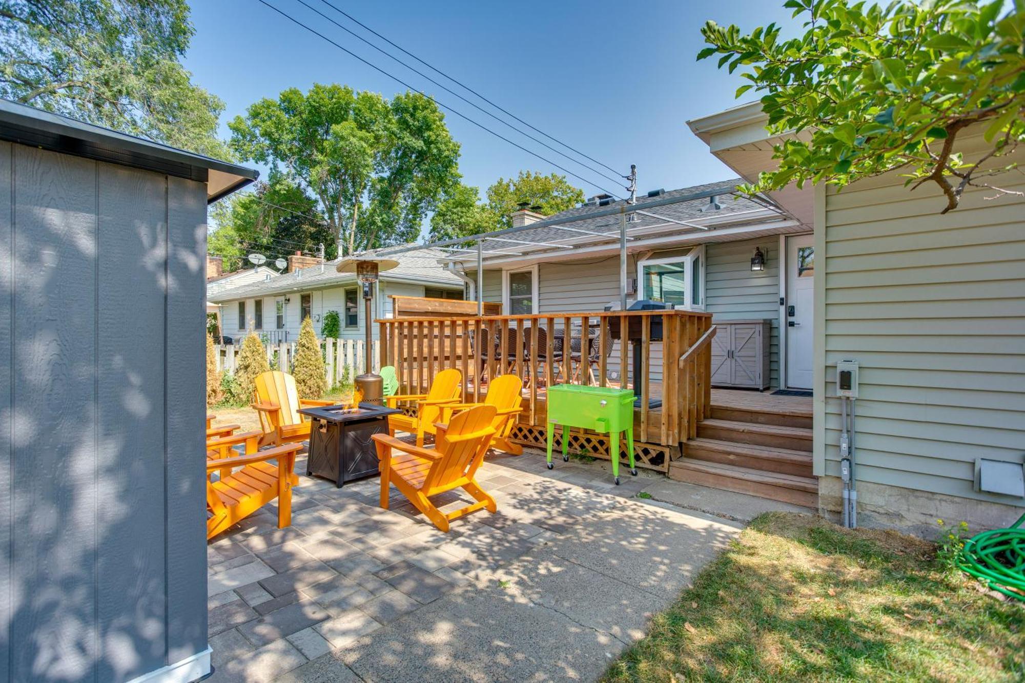 Pet-friendly About 8 Mi To Downtown!